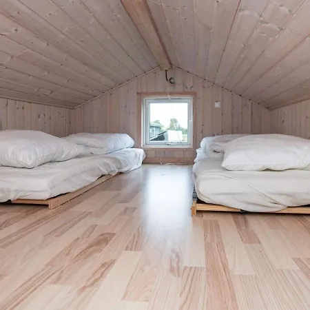 10 Person In Holiday home *